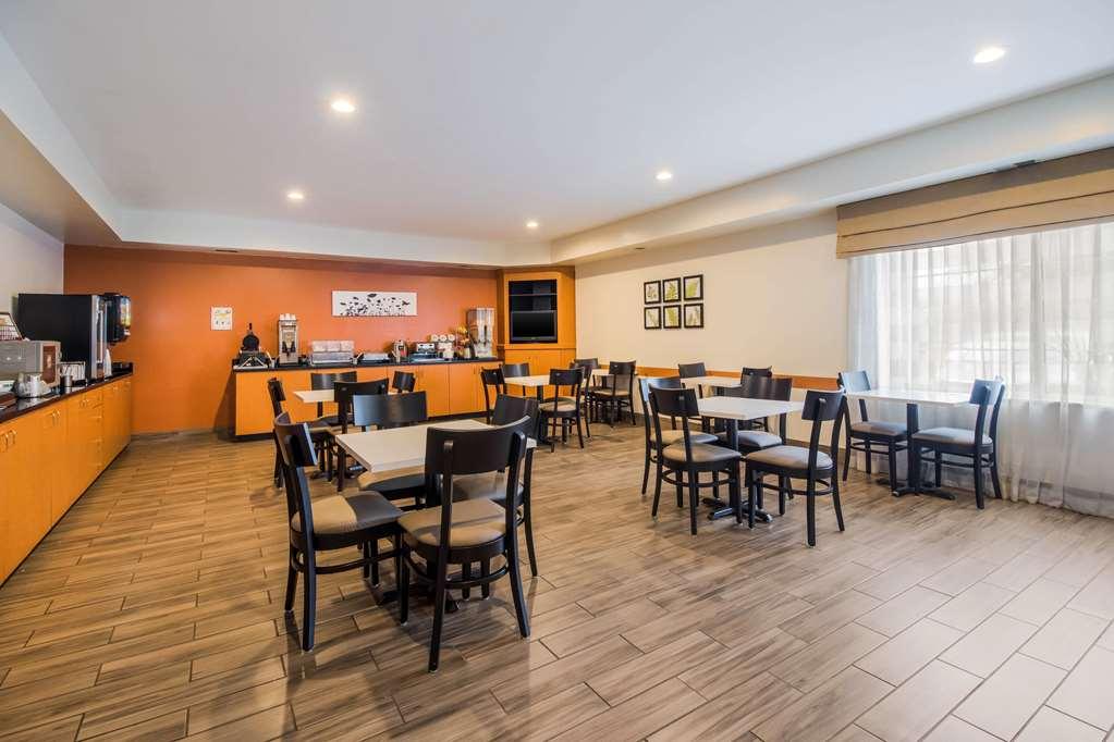 Sleep Inn&Suites Lebanon - Nashville Area Restaurant photo