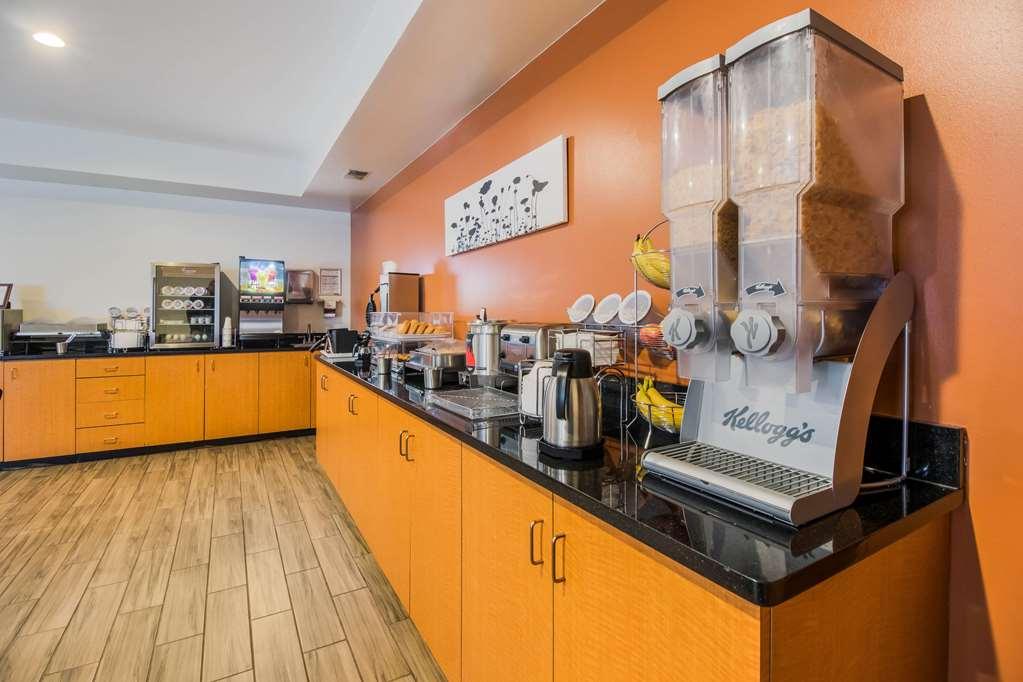 Sleep Inn&Suites Lebanon - Nashville Area Restaurant photo