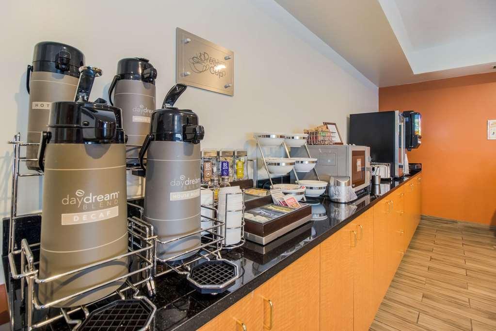 Sleep Inn&Suites Lebanon - Nashville Area Restaurant photo